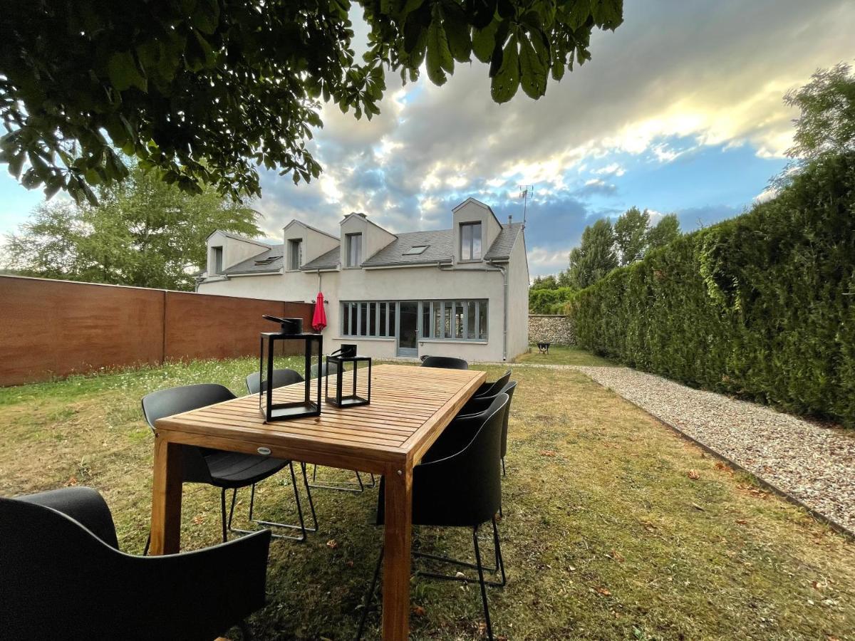 Вилла Maison De Campagne Entierement Climatisee Avec Grand Jardin Pressagny l'Orgueilleux Экстерьер фото